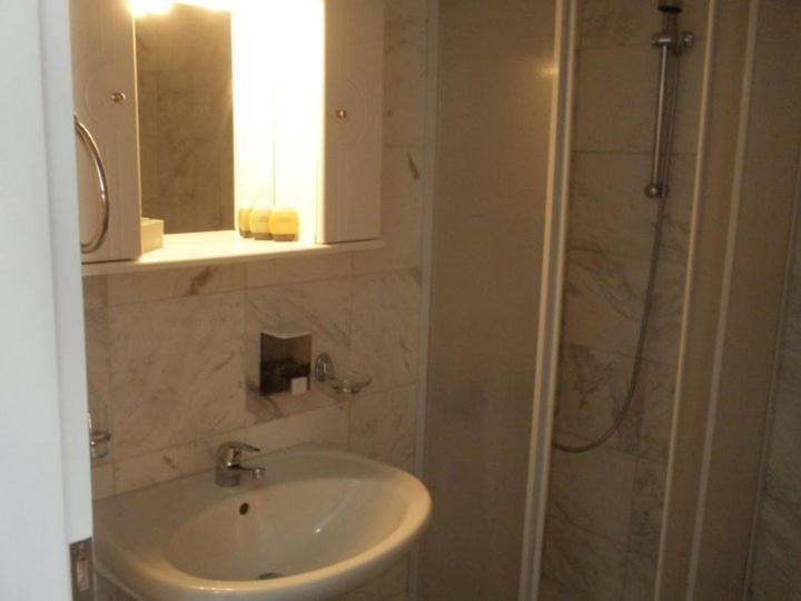 Limani Apartments 普拉基亚斯 外观 照片